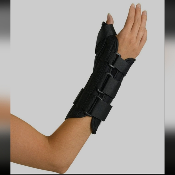 NWOT Medline Wrist/Foreqrm Splint Abducted Thumb RIGHT M - Picture 1 of 8
